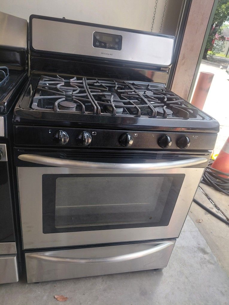 💥Gas Stove Frigidaire 5 Burners Stainless Steel 💥 
