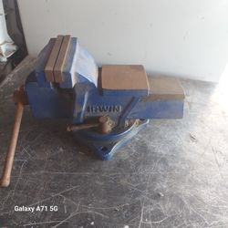 Irwin  Vise