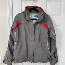 Boys size 8, dare 2 Be winter ski/snowboard jacket excellent condition located in Weston
