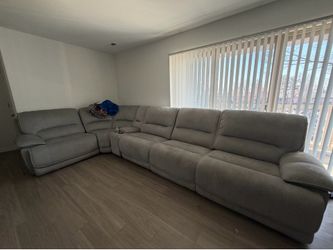 Large Reclining Couch *Pick up