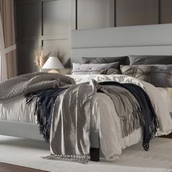 olatform bed bew in box. We also sell mattress and provide deliver