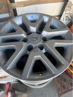 Nissan Frontier 16 inch rims - great shape