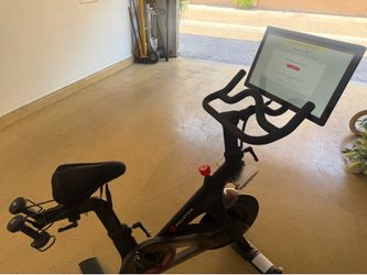 Peloton Bike