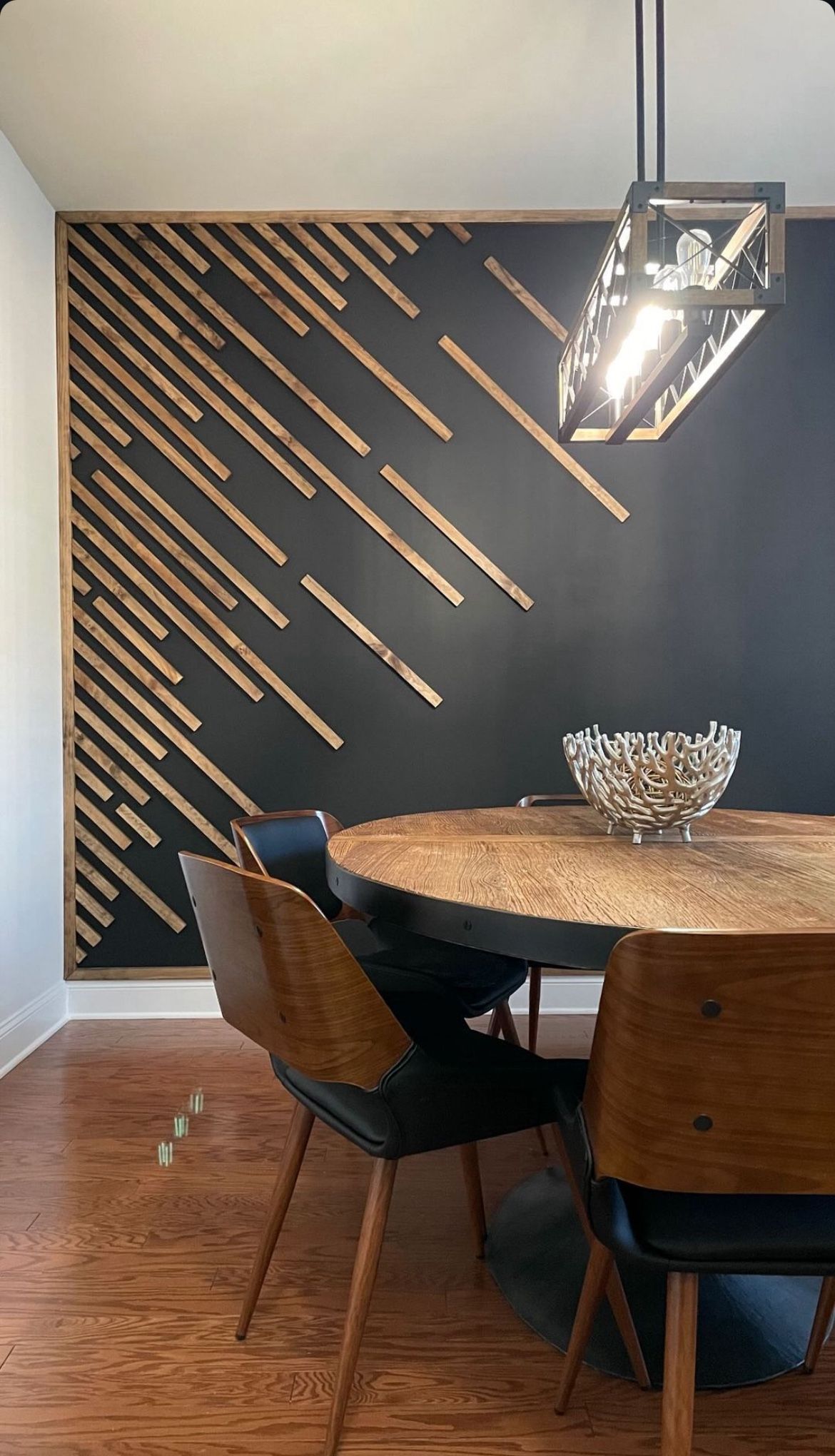 AERO RECLAIMED ELM OVAL DINING TABLE (Six Chairs included)