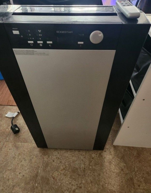 Edgestar Portable Air Conditioner Ap14001HS Has Heat