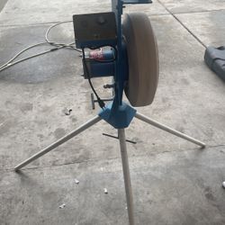 Pitching Machine 