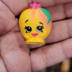 Shopkins Figures Season 3 - Orange Peachy 