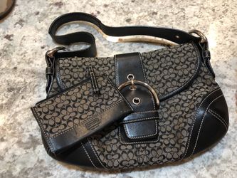 Coach purse with matching coin wallet