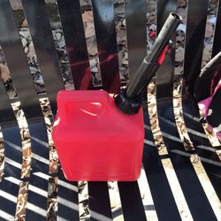 1 gallon gas can New