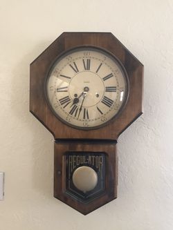 Vintage regulator clock