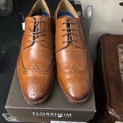 MEN DRESS SHOES FLORSHEIM