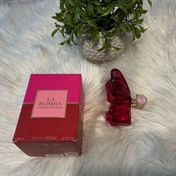 Ch La Bomba perfume