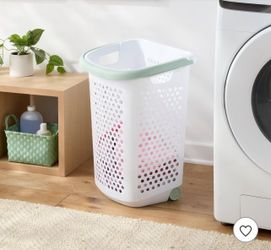 Rolling Hamper