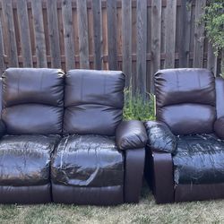 Brown Leather sofa / couch Free pick up 