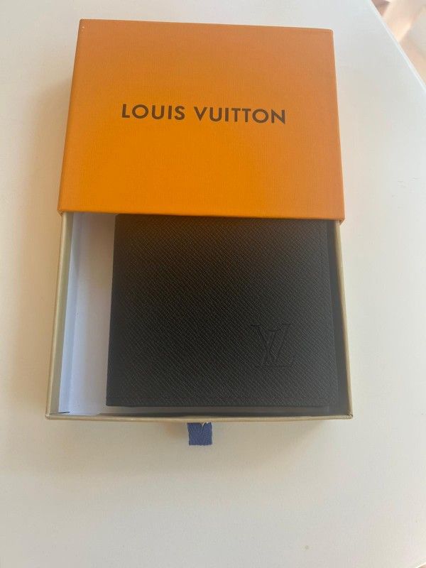 Designer Wallet