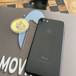 Iphone 7 128GB Black Unlocked For Any Carrier