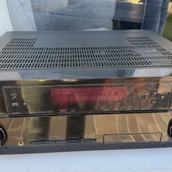 Sony  Audio  /video Multi-channels  Receiver  VSX - 1020.  $50 Firm 