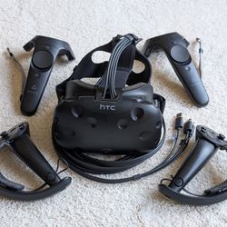 HTC Vive Original Kit with Index Controllers