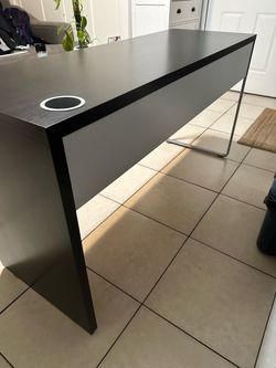 IKEA Micke desk