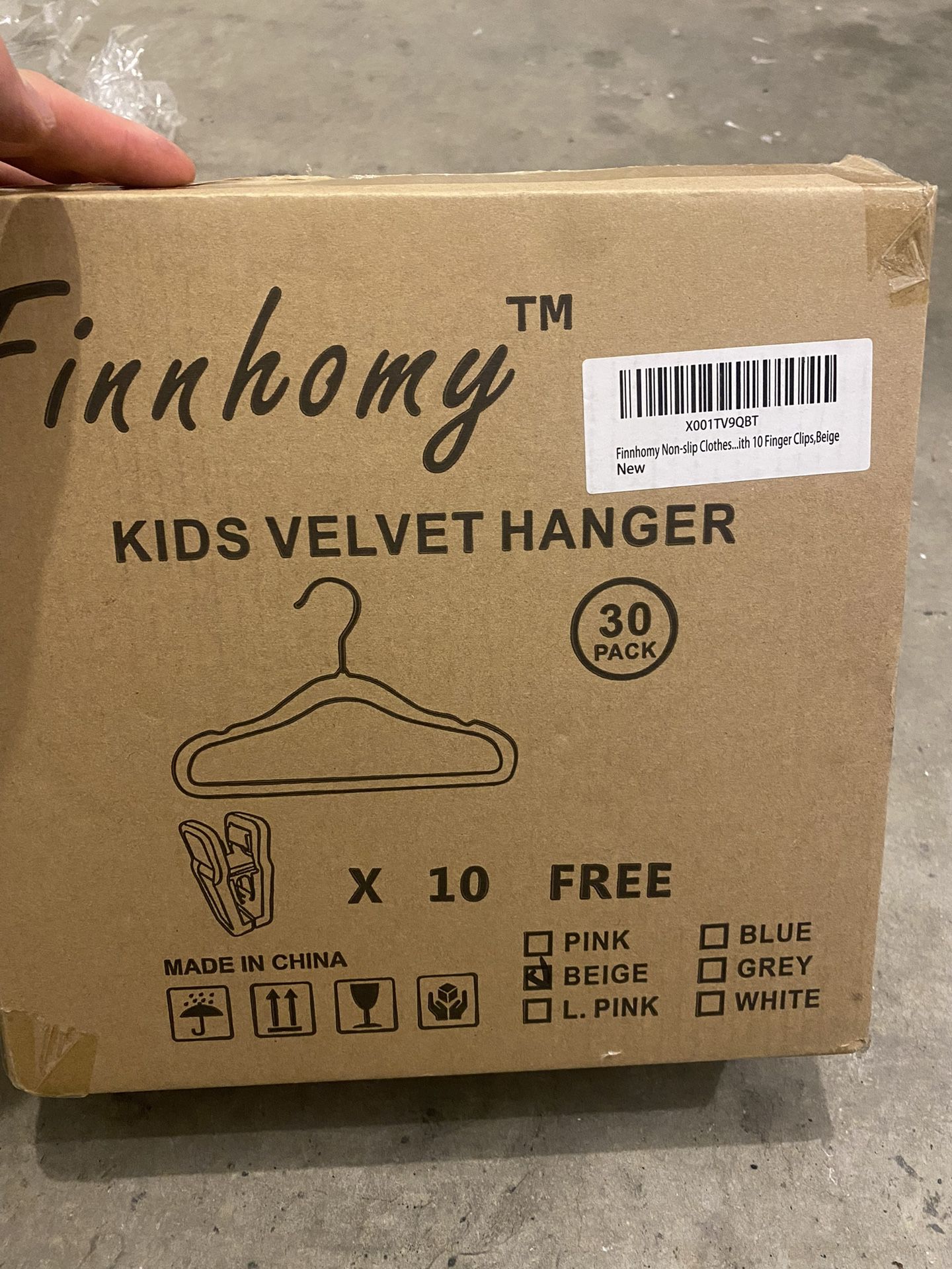  Finnhomy Non-Slip Clothes Hanger for Baby and Kids 30-Pack  Velvet Hangers with 10 Finger Clips,Beige : Home & Kitchen