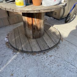 2 Round Table 