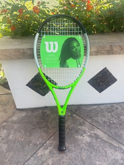 Wilson Blade Feel RXT 105 Tennis Racquet
