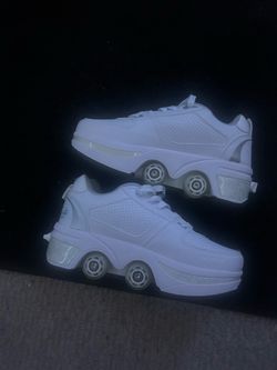 Skate shoes
