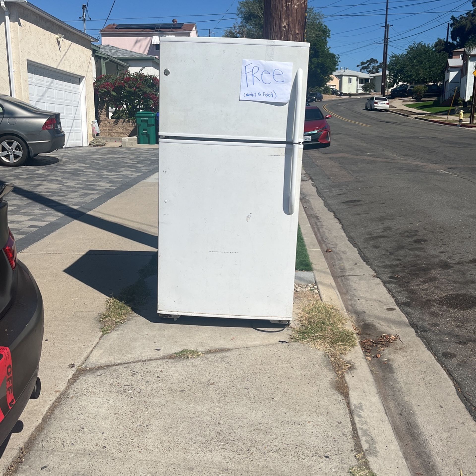 FREE FRIDGE for Sale in San Diego, CA OfferUp