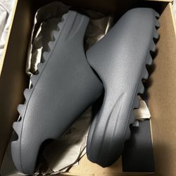 Adidas Yzy Slides “ Slate Grey “ Size 11 Brand New 