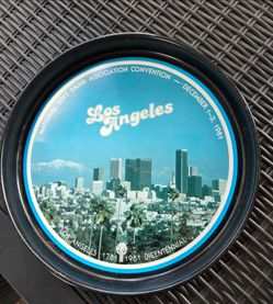 VINTAGE 1981 ( LOS ANGELES BICENTENNIAL TRAY )