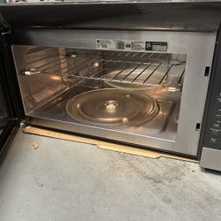 Microwave Convection Oven