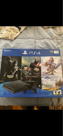 Sony PS4 1TB Bundle with 3 Games BNIB
