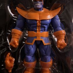 Marvel Legends Thanos