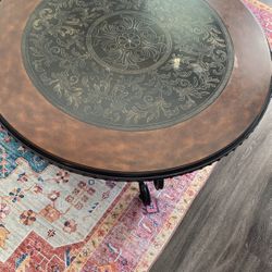 Round Coffee Table 