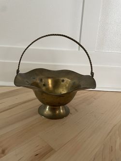 Vintage Fluted Brass Trinket Basket