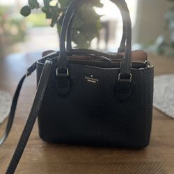 ✨ For Sale: 2 Authentic Kate Spade Bags – Gently Used ✨