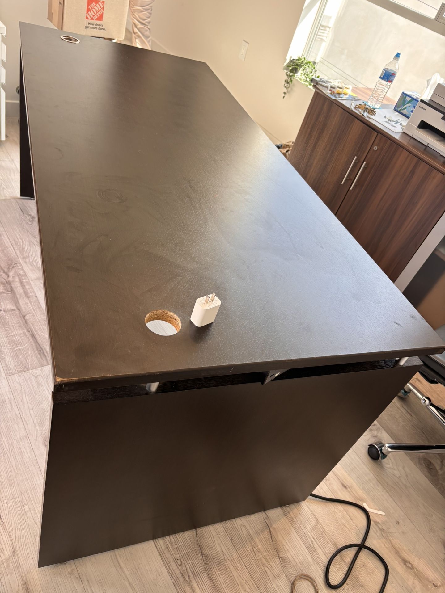 Office Desk With Office Chair  // Wooden  