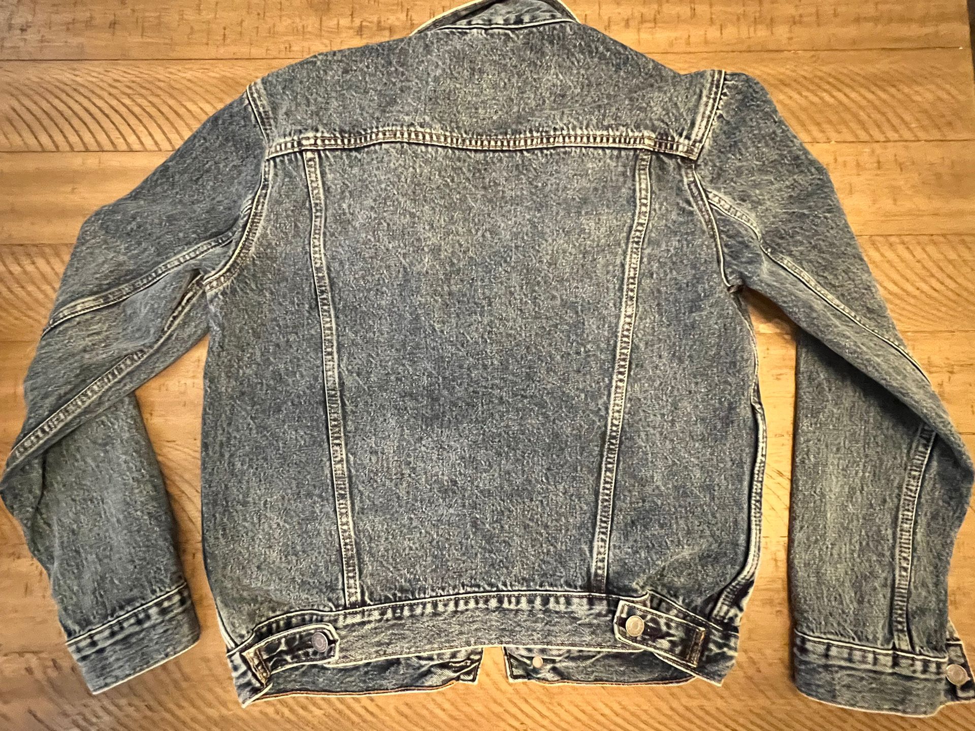 GAP Denim Jacket Size (S) RN 54023 for Sale in West Hills, CA OfferUp