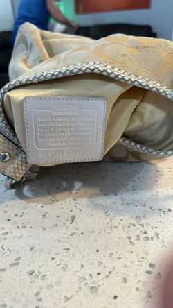 Coach Penelope Signature Shoulder Crossbody, style F16536