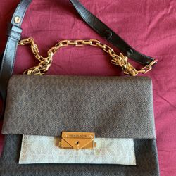 Michael Kors Leather Shoulder Bag – Gold Chain Strap, Structured, Classic