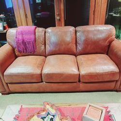 Couch, 2 Oversized Chairs And Ottoman 