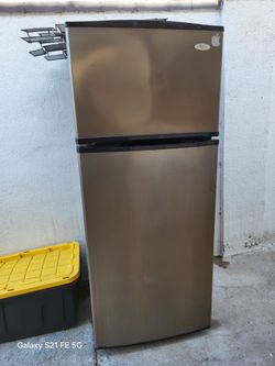 Refrigerator funciona al 💯 67X28 $120