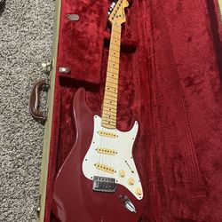 1989 Korean Fender Squier Stratocaster with case 