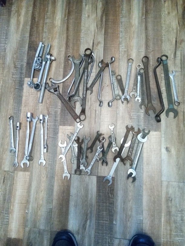 Wrenches In Bulk Tools