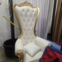 White & Gold Throne Chair – Perfect Condition – $700
