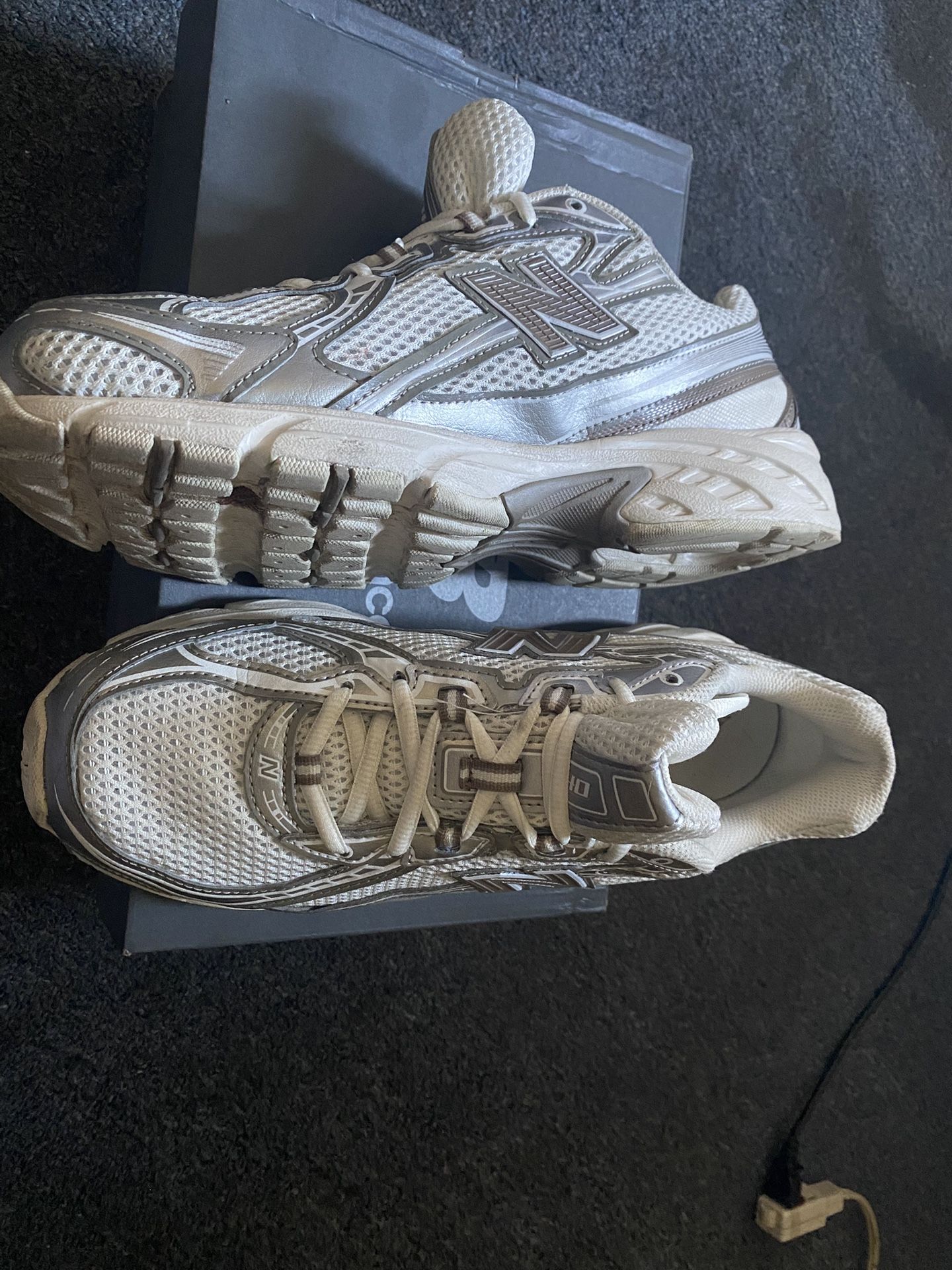 New Balance 740s READ DESCRIPTION