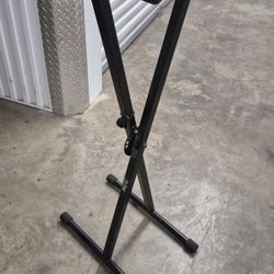 On-Stage KS7190 Classic Single-X Stand For $15