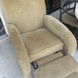 Recliner 