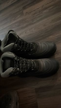 Sims snow boots