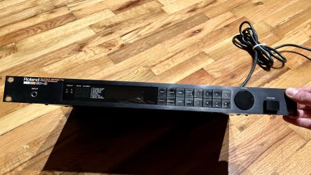 Roland GP-8 with FC-100